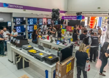 Shoppings projetam alta de 5% nas vendas no Natal