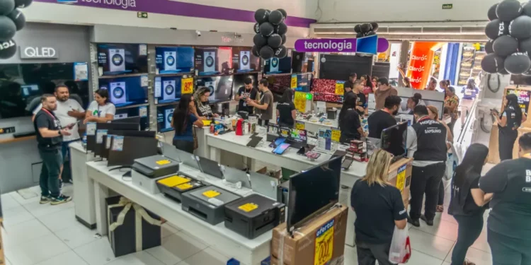Shoppings projetam alta de 5% nas vendas no Natal