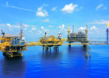 Petróleo cai abaixo dos 60 dólares