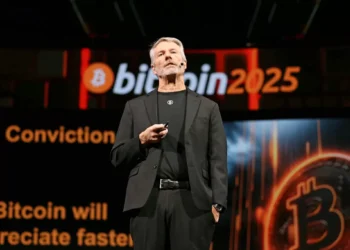 Strategy adquire bitcoin no valor de 1,6 mil milhões de euros em dezembro