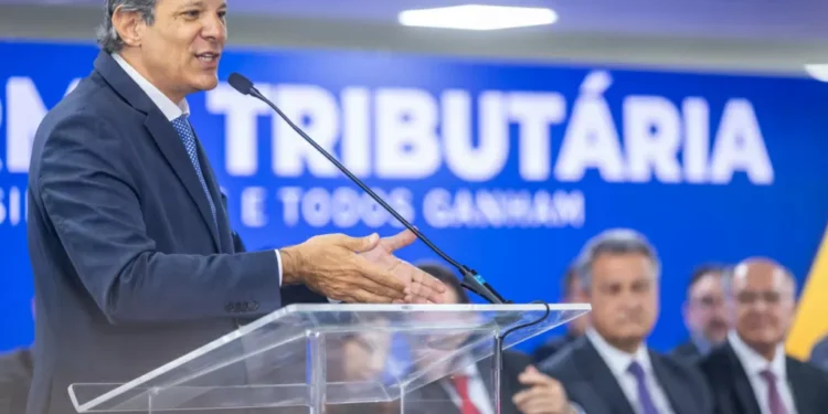 Haddad estima déficit primário de 2025 em 0,1% do PIB