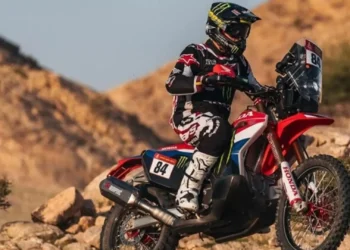 Martim Ventura agarra-se ao segundo lugar na quarta etapa da categoria Rally2 das motas