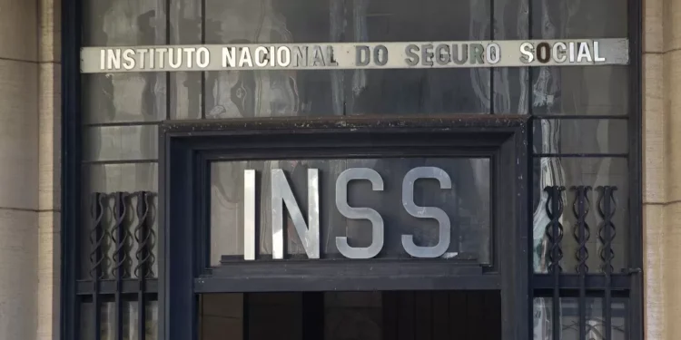 Aposentados tem um mês para contestar descontos indevidos no INSS