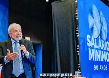 Lula afirma que bets estão ‘tomando conta’ e impulsionam a corrupção