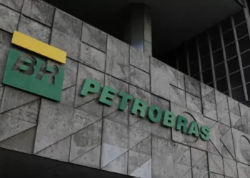 Petrobras abre mão de controle sobre a Braskem