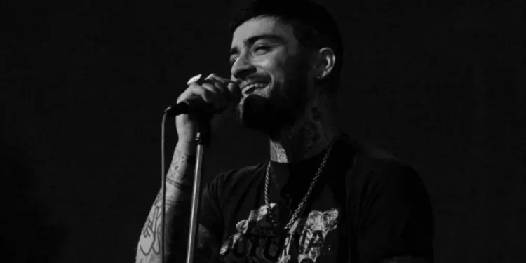 Zayn Malik anuncia turnê mundial com show único no Brasil