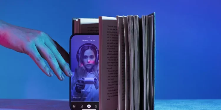 Livraria brasileira lança fragrância com cheiro de perfume inspirada no universo literário