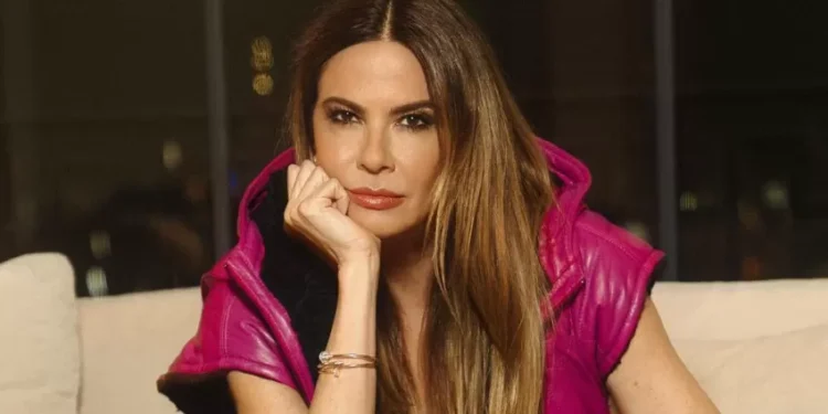 Luciana Gimenez é citada em caso Epstein; apresentadora nega envolvimento