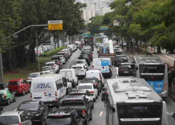 Comprar carro ou assinatura: Qual a melhor opção para o seu bolso?