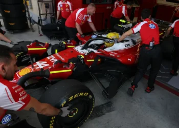 F1 fecha primeiro teste no Bahrain: Entre Mercedes, Red Bull, Ferrari e McLaren, a liderança é um mistério